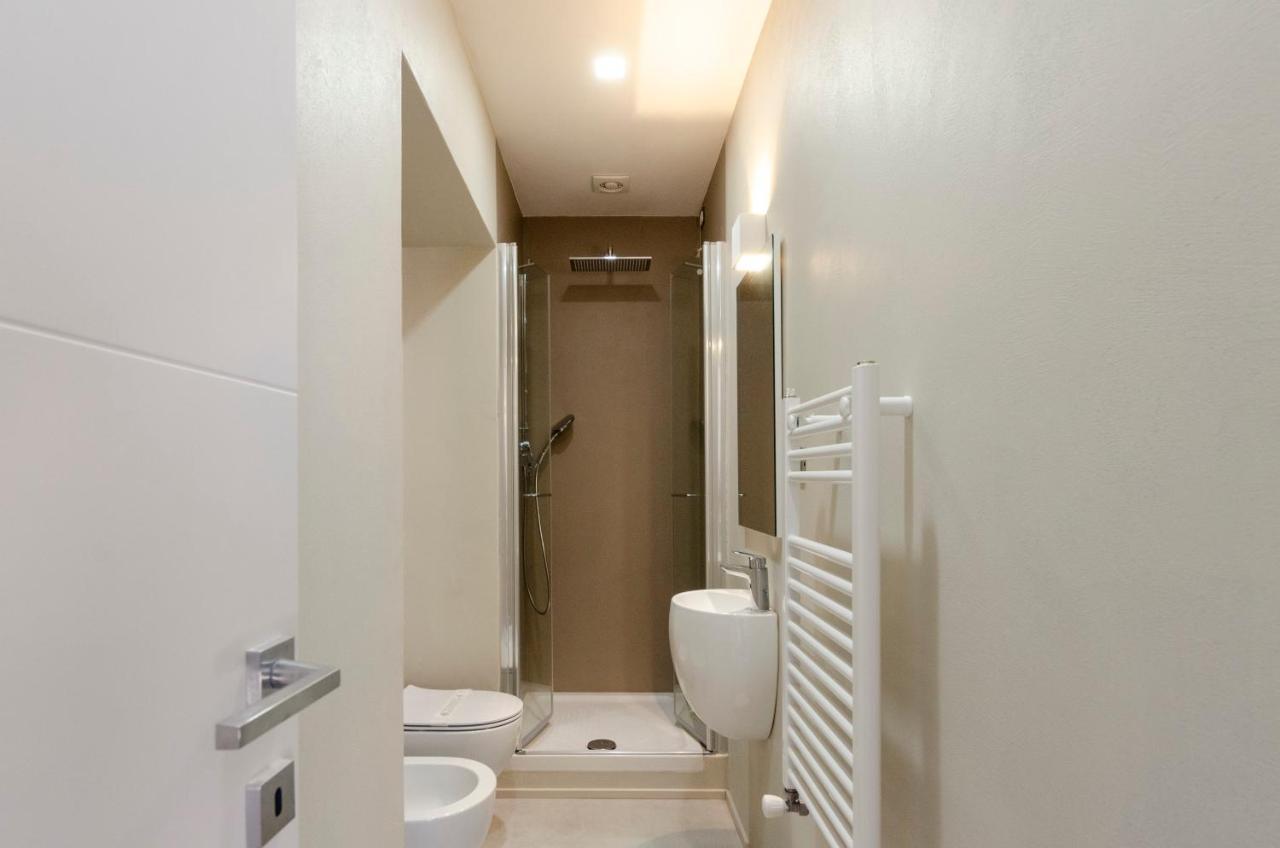Joivy Spacious Family Apt For 4, In Carignano, Genoa Exterior photo